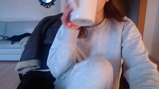 Snapshot of bellefleurrr chatting on 18, 11, 2025 bellefleurrr online show from 18, 11, 2025