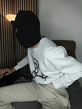 Snapshot of findomhot chatting on 15, 12, 2025 findomhot online show from 15, 12, 2025