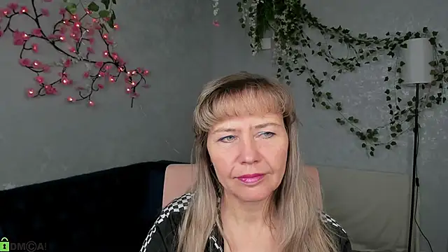 Snapshot of Carla_Vogue chatting on 1, 12, 2025 Carla Vogue online show from 1, 12, 2025