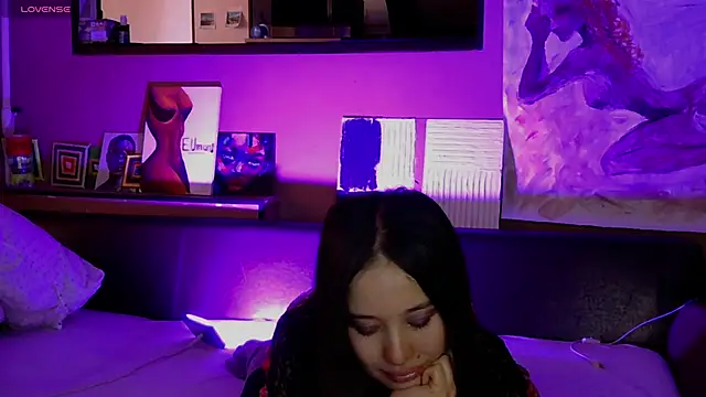 Snapshot of LumiHeart chatting on 8, 3, 2026 LumiHeart online show from 8, 3, 2026