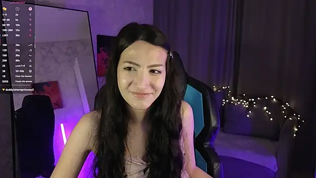 Snapshot of Mulan_Lo chatting on 3, 11, 2025 Mulan Lo online show from 3, 11, 2025