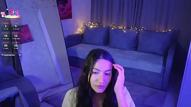 Snapshot of Mulan_Lo chatting on 24, 11, 2025 Mulan Lo online show from 24, 11, 2025