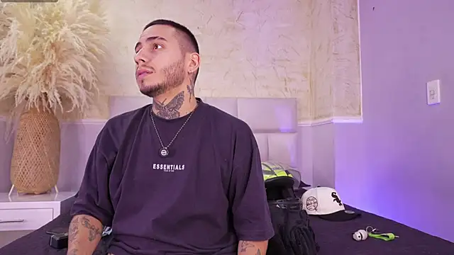 AsiaMillerr  online show from 15, 12, 2025