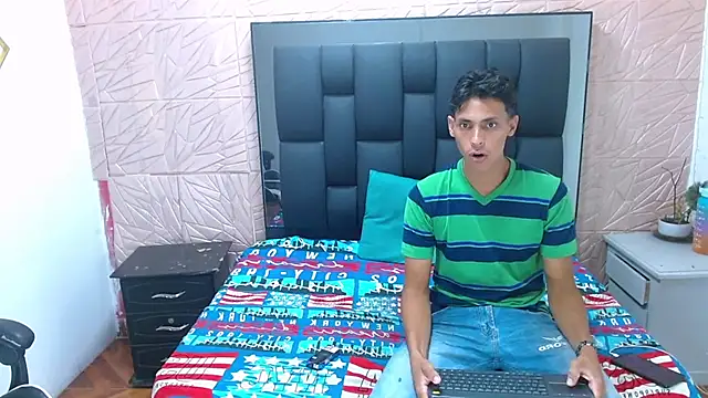 Snapshot of wiltom_ chatting on 30, 10, 2025 wiltom online show from 30, 10, 2025