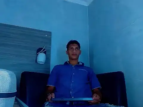 Snapshot of wiltom_ chatting on 18, 11, 2025 wiltom online show from 18, 11, 2025