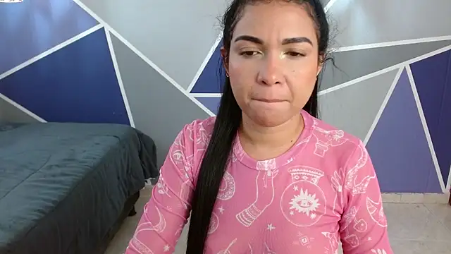 Snapshot of AliceSmity_ chatting on 10, 11, 2025 AliceSmity online show from 10, 11, 2025