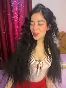 wetbyAlice online show from 11, 3, 2026