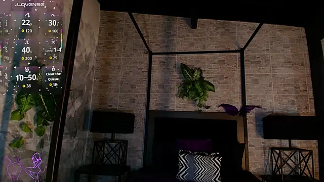 Snapshot of Natasha_Dior chatting on 6, 11, 2025 Natasha Dior online show from 6, 11, 2025