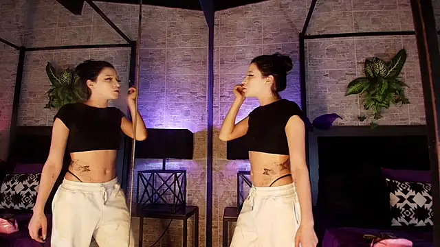 Snapshot of Natasha_Dior chatting on 10, 11, 2025 Natasha Dior online show from 10, 11, 2025