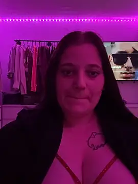 Snapshot of Aksinja05 chatting on 28, 11, 2025 Aksinja05 online show from 28, 11, 2025