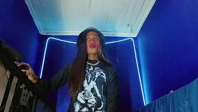 Kloe cardashan online show from 3, 11, 2025