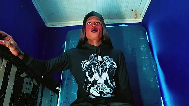 Kloe cardashan online show from 11, 11, 2025