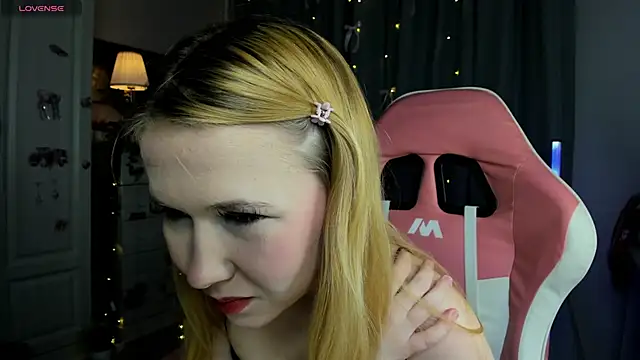 VivieSunn online show from 1, 2, 2026