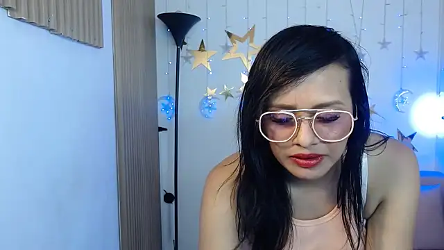 Snapshot of karla_al chatting on 16, 12, 2025 karla al online show from 16, 12, 2025