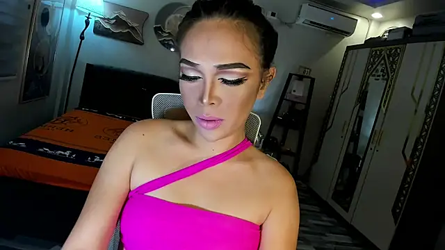 Snapshot of Cumforsale chatting on 5, 12, 2025 Cumforsale online show from 5, 12, 2025