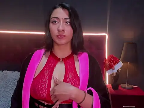 ZaraBaicker online show from 22, 12, 2025