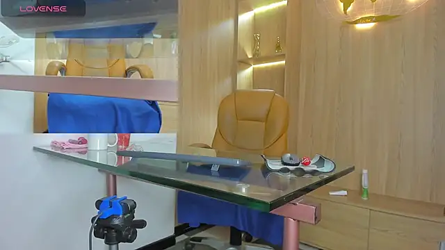 Snapshot of laliItaclark chatting on 15, 11, 2025 laliItaclark online show from 15, 11, 2025