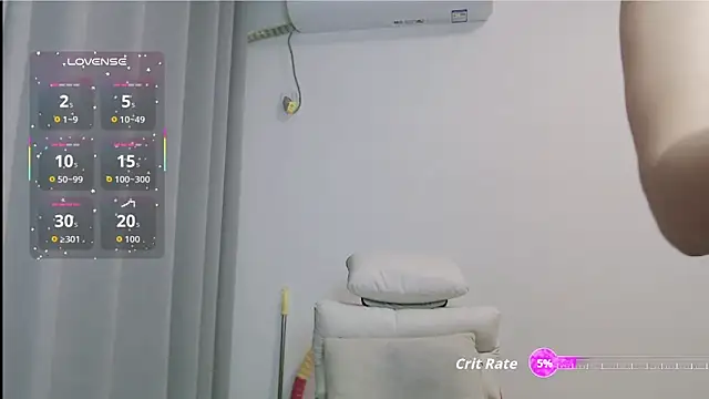 Snapshot of judyli chatting on 14, 12, 2025 judyli online show from 14, 12, 2025