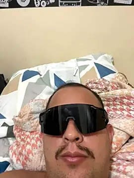 Snapshot of Honorat1 chatting on 27, 10, 2025 Honorat1 online show from 27, 10, 2025