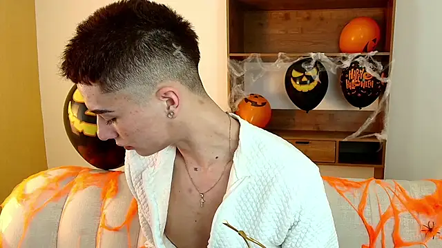 MatheoMontclair online show from 28, 10, 2025