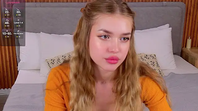 Snapshot of JenniNellson chatting on 8, 3, 2026 JenniNellson online show from 8, 3, 2026