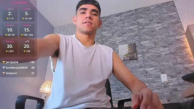 Snapshot of zack_joness18 chatting on 7, 11, 2025 zack joness18 online show from 7, 11, 2025