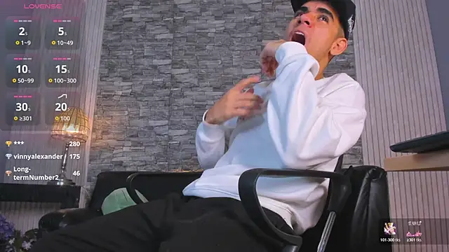 Snapshot of zack_joness18 chatting on 9, 11, 2025 zack joness18 online show from 9, 11, 2025