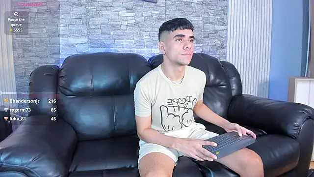 Snapshot of zack_joness18 chatting on 30, 11, 2025 zack joness18 online show from 30, 11, 2025