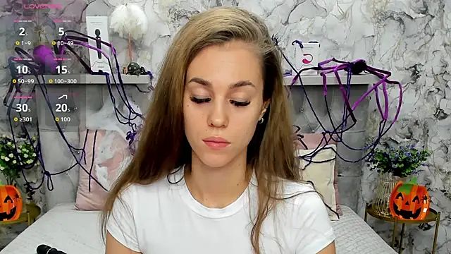 Snapshot of CandysSweet chatting on 30, 10, 2025 CandysSweet online show from 30, 10, 2025