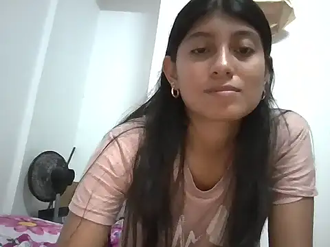 Snapshot of YeseniaRodriguez3 chatting on 10, 3, 2026 YeseniaRodriguez3 online show from 10, 3, 2026