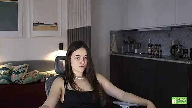 amelie shine online show from 30, 10, 2025