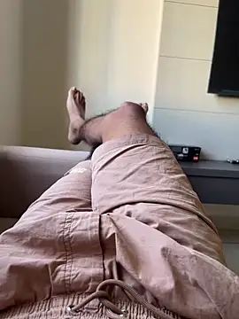 Snapshot of bitujd98 chatting on 9, 11, 2025 bitujd98 online show from 9, 11, 2025