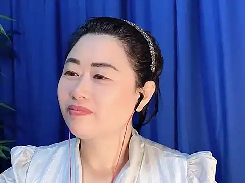 Snapshot of yaoyao22678 chatting on 29, 10, 2025 yaoyao22678 online show from 29, 10, 2025