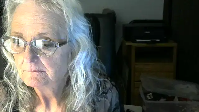 Snapshot of JoleneDelacroix chatting on 27, 11, 2025 JoleneDelacroix online show from 27, 11, 2025