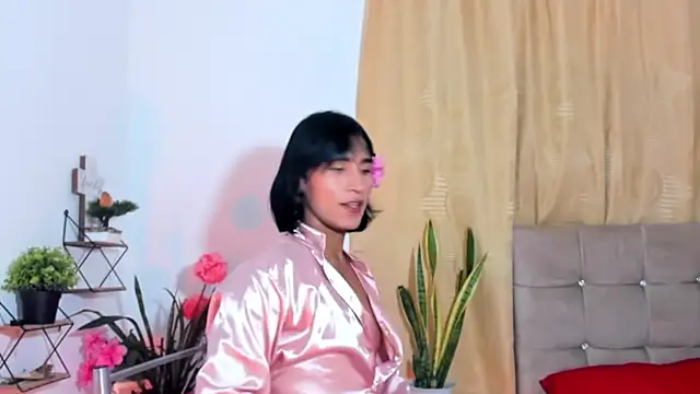 Snapshot of nahomi28_ chatting on 5, 11, 2025 nahomi28 online show from 5, 11, 2025