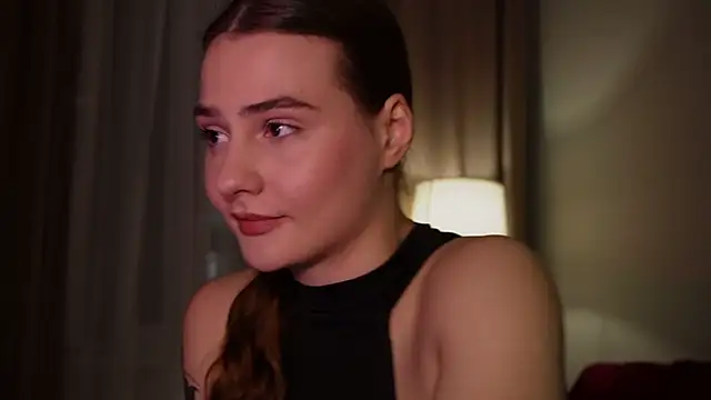 Snapshot of blooomis chatting on 5, 11, 2025 blooomis online show from 5, 11, 2025