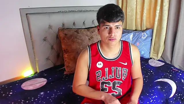 Snapshot of the_boy_king016 chatting on 12, 11, 2025 the boy king016 online show from 12, 11, 2025