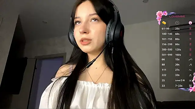 Snapshot of AngilaDoyal chatting on 19, 12, 2025 AngilaDoyal online show from 19, 12, 2025