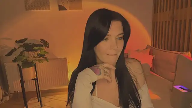 Snapshot of Angelsweetshy chatting on 30, 10, 2025 Angelsweetshy online show from 30, 10, 2025