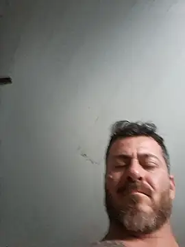 Snapshot of Jamesaz-43 chatting on 31, 10, 2025 Jamesaz-43 online show from 31, 10, 2025