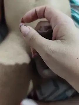 Snapshot of Dylan_2717 chatting on 2, 11, 2025 Dylan 2717 online show from 2, 11, 2025