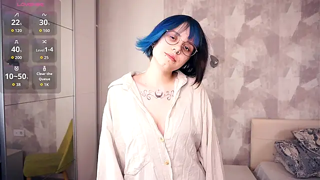 Snapshot of KellePourier chatting on 11, 11, 2025 KellePourier online show from 11, 11, 2025