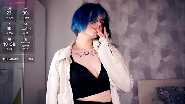 Snapshot of KellePourier chatting on 13, 11, 2025 KellePourier online show from 13, 11, 2025