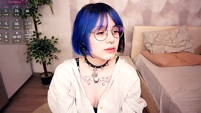 Snapshot of KellePourier chatting on 4, 12, 2025 KellePourier online show from 4, 12, 2025