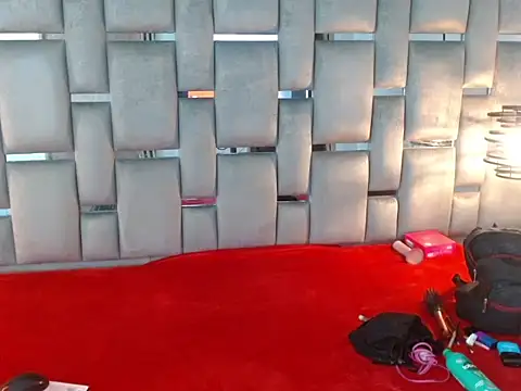 Memi xxx online show from 9, 11, 2025