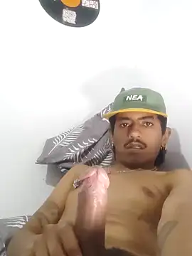 Snapshot of SkinniYamo chatting on 30, 10, 2025 SkinniYamo online show from 30, 10, 2025