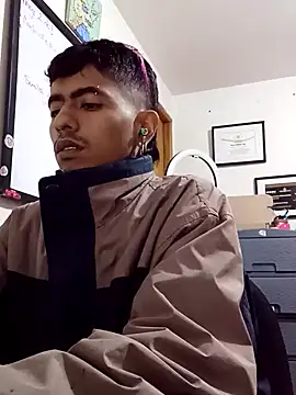 Snapshot of SkinniYamo chatting on 27, 2, 2026 SkinniYamo online show from 27, 2, 2026