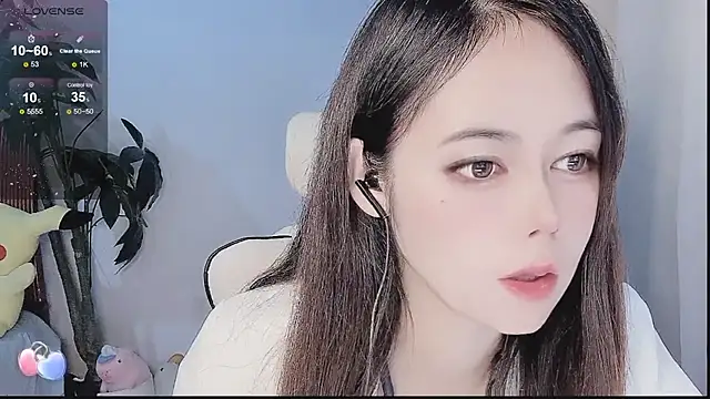 Snapshot of Tangt- chatting on 15, 12, 2025 Tangt- online show from 15, 12, 2025