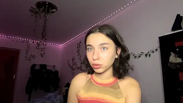 Snapshot of LilithFlamey chatting on 2, 12, 2025 LilithFlamey online show from 2, 12, 2025