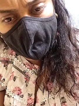 girl999 online show from 6, 2, 2026